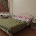 Cozy Apartment Near The Airport